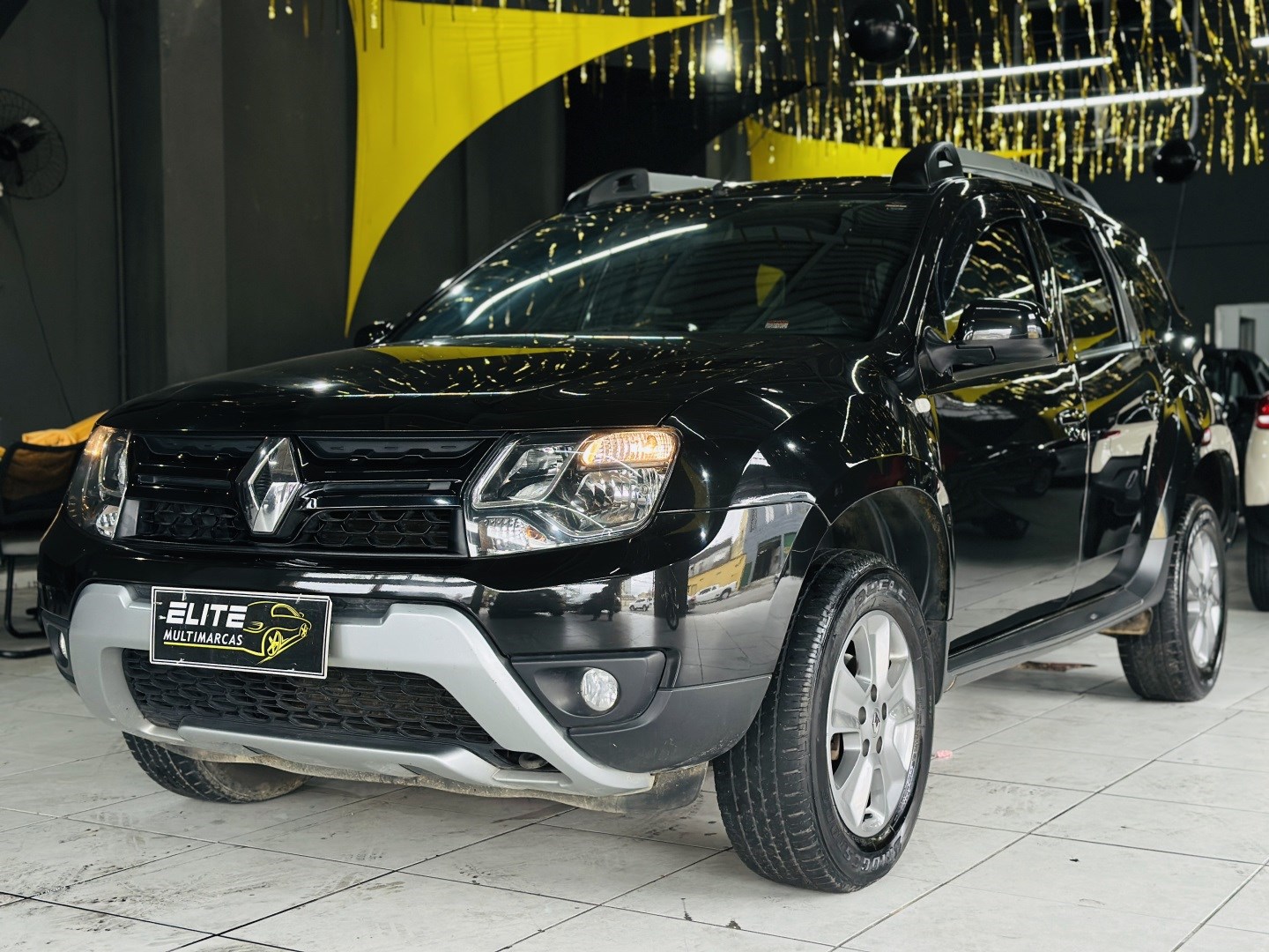 RENAULT DUSTER