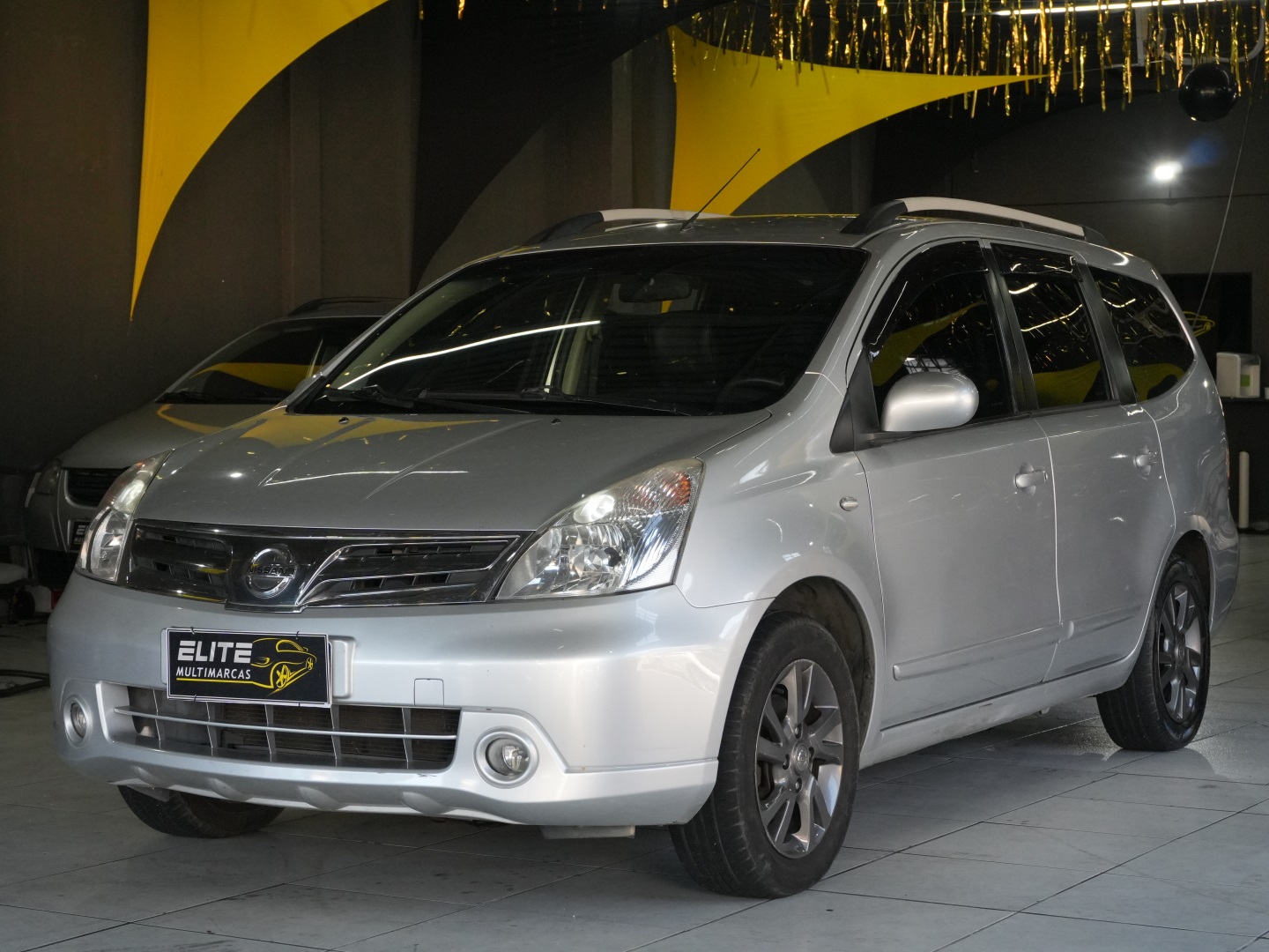 NISSAN GRAND LIVINA