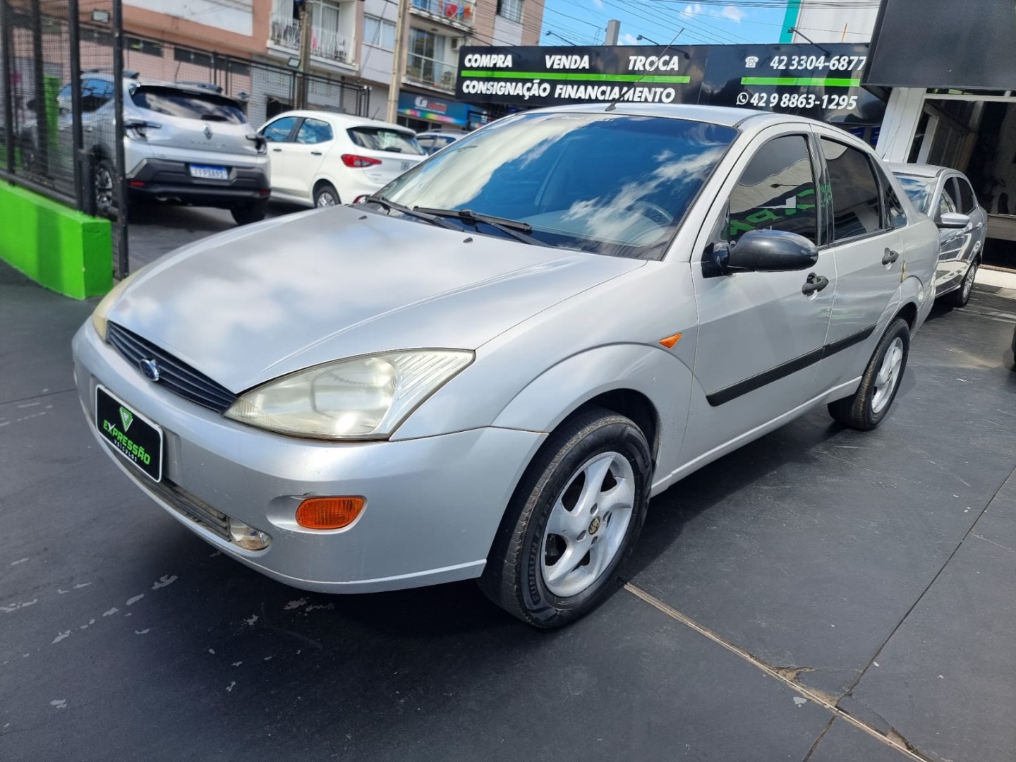 FORD FOCUS