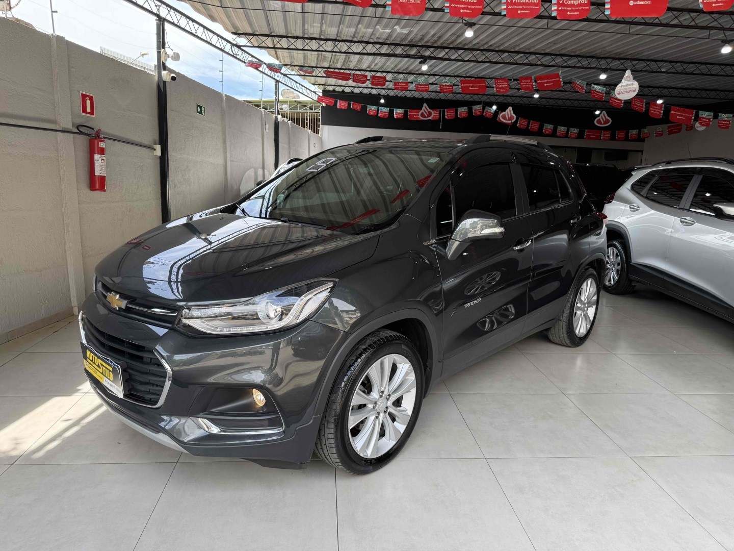 CHEVROLET TRACKER