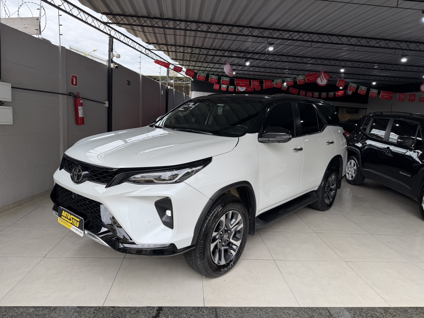 TOYOTA HILUX SW4