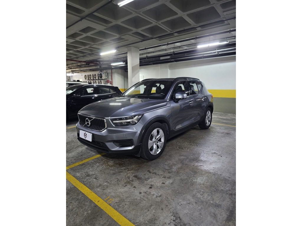 VOLVO XC 40