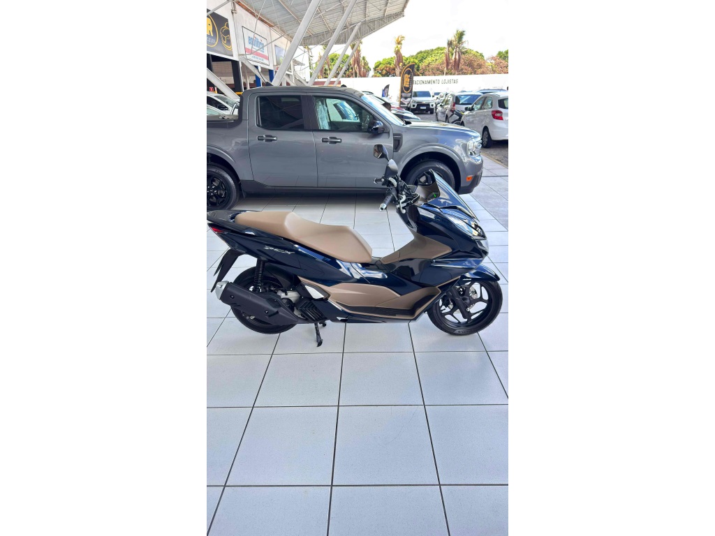 HONDA PCX DLX