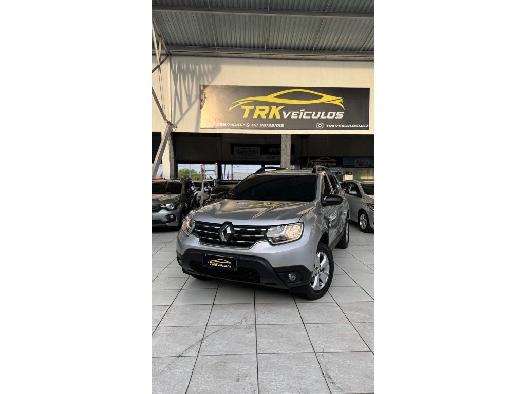 RENAULT DUSTER