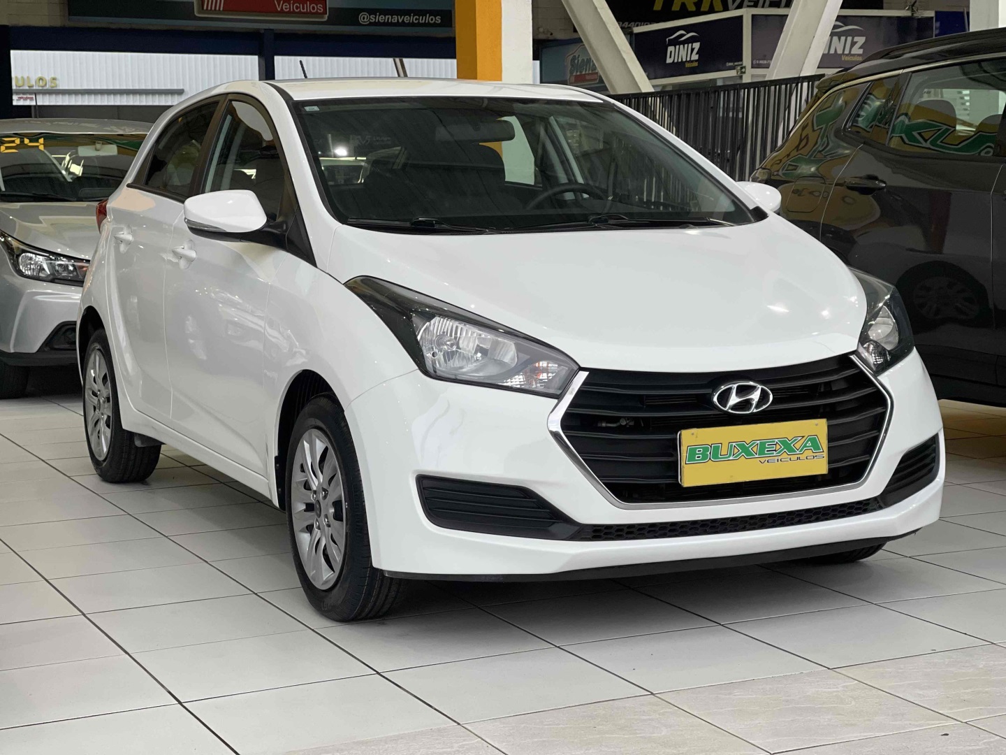 HYUNDAI HB20 1.0 COMFORT PLUS 12V FLEX 4P MANUAL