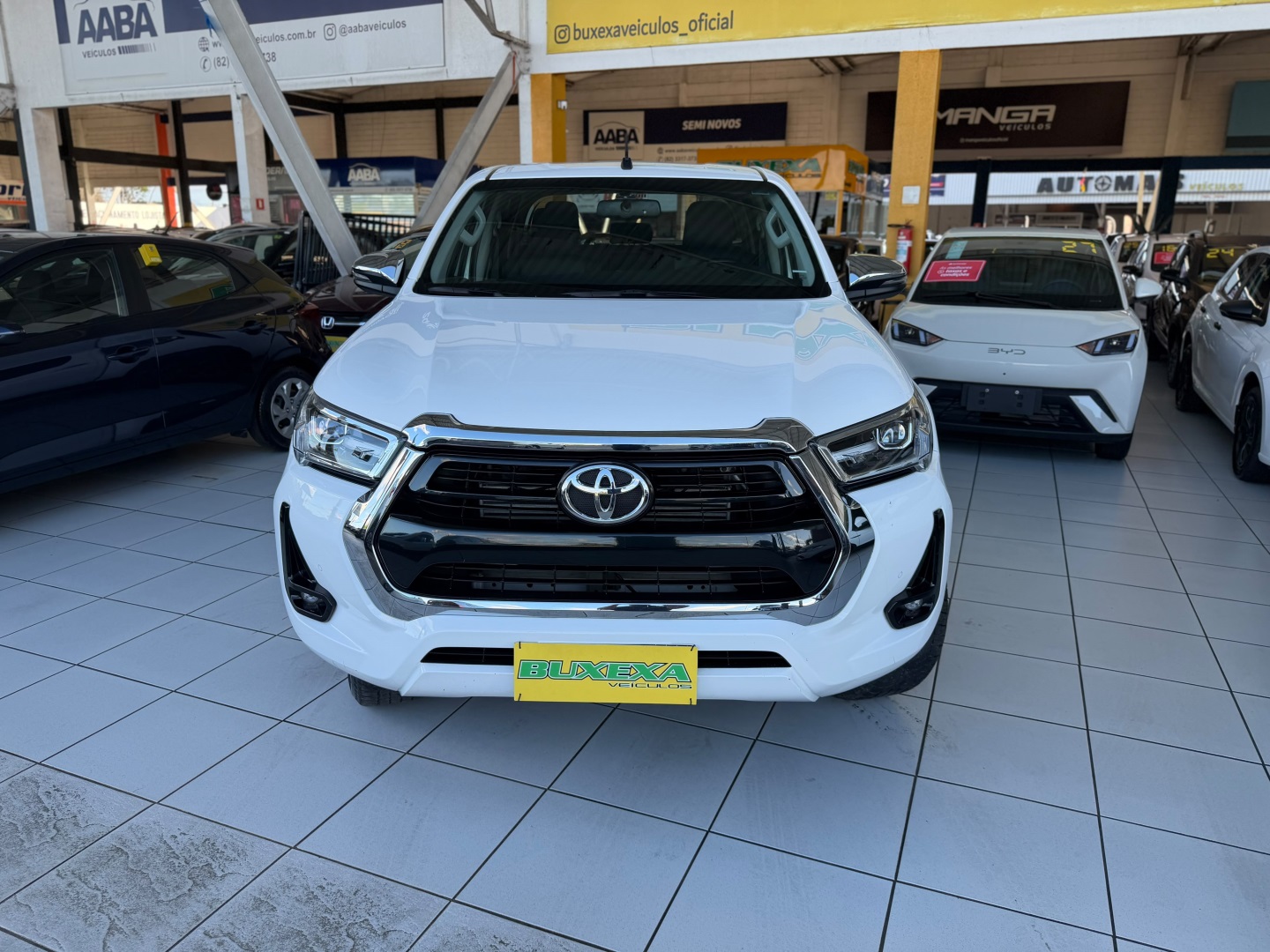 TOYOTA HILUX 2.8 D-4D TURBO DIESEL CD SRV 4X4 AUTOMÁTICO