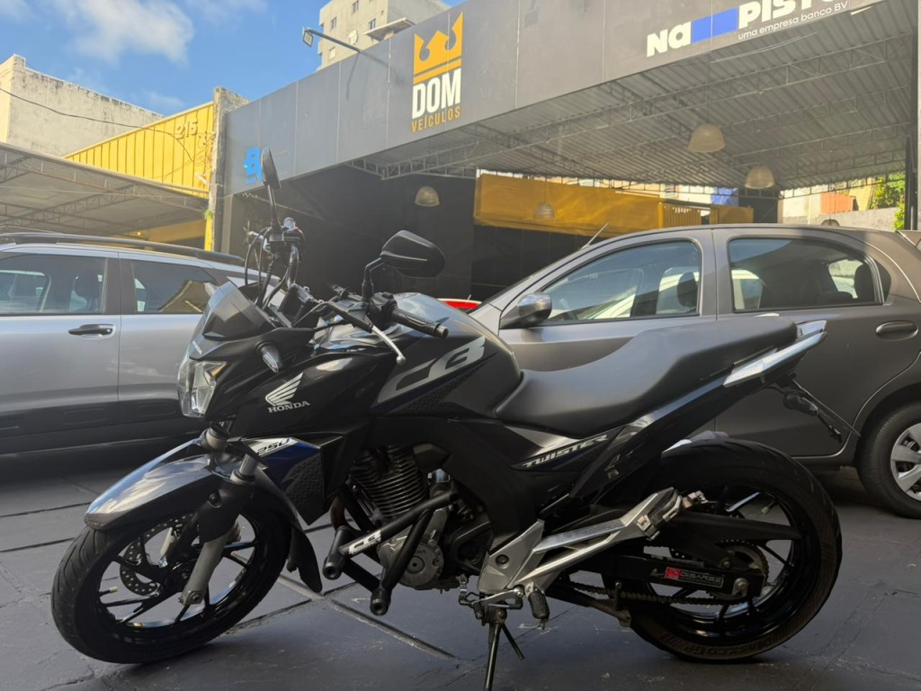 HONDA CB TWISTER