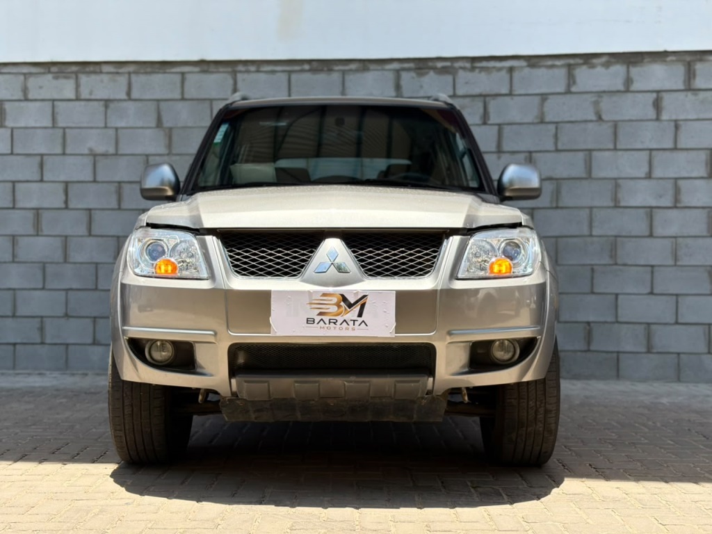 MITSUBISHI PAJERO TR4
