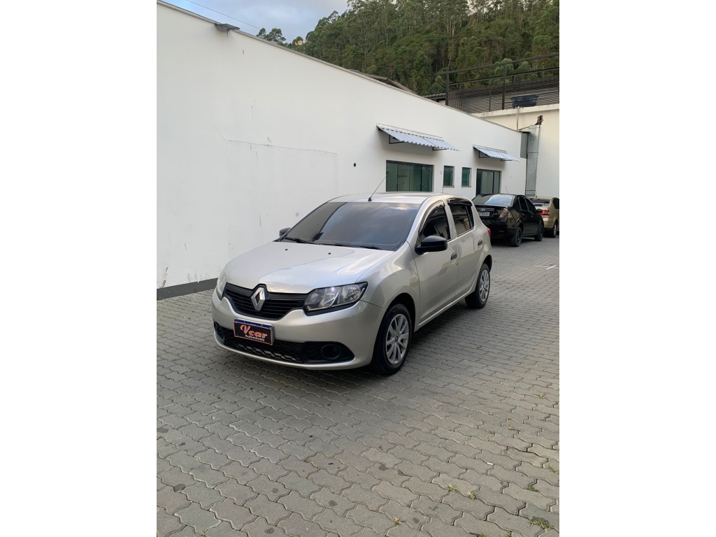 RENAULT SANDERO
