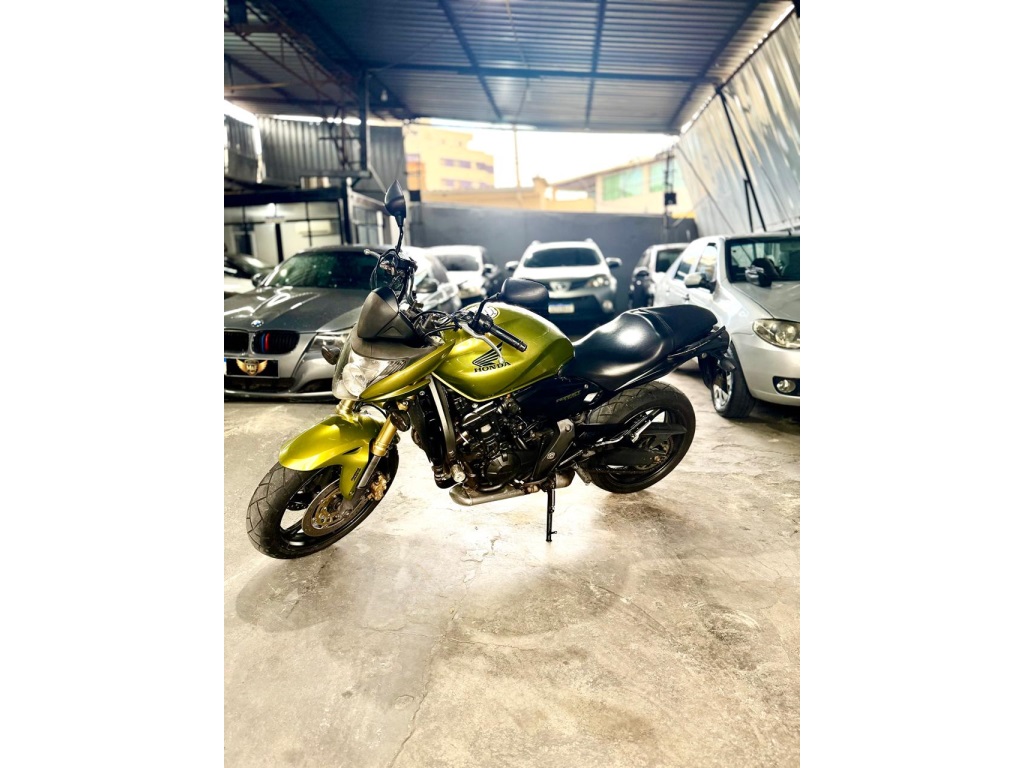 HONDA CB 600F HORNET