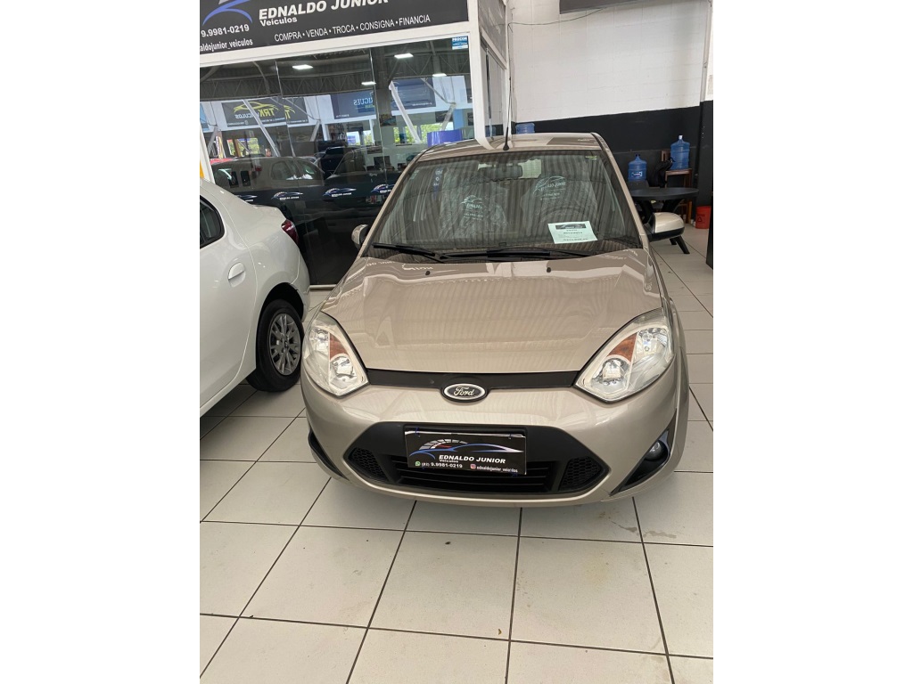 FORD FIESTA 1.0 ROCAM HATCH 8V FLEX 4P MANUAL