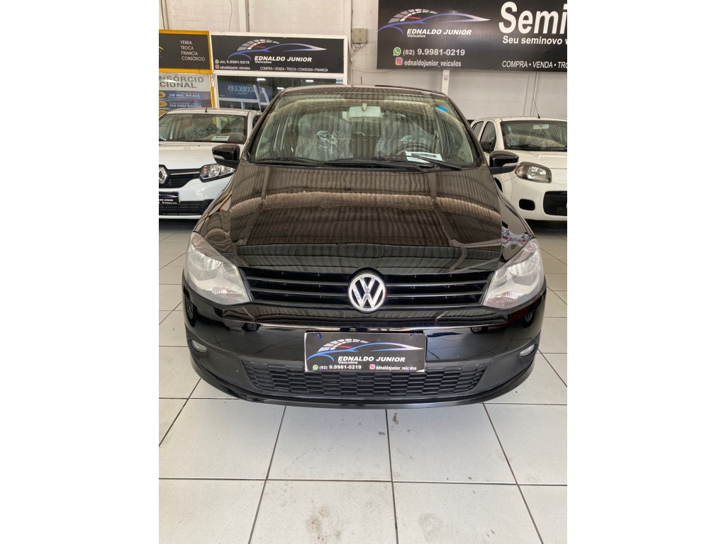 VOLKSWAGEN FOX 1.0 MI BLACKFOX 8V FLEX 4P MANUAL