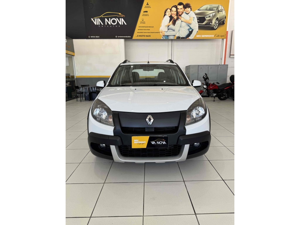 RENAULT SANDERO 1.6 STEPWAY 16V FLEX 4P AUTOMÁTICO