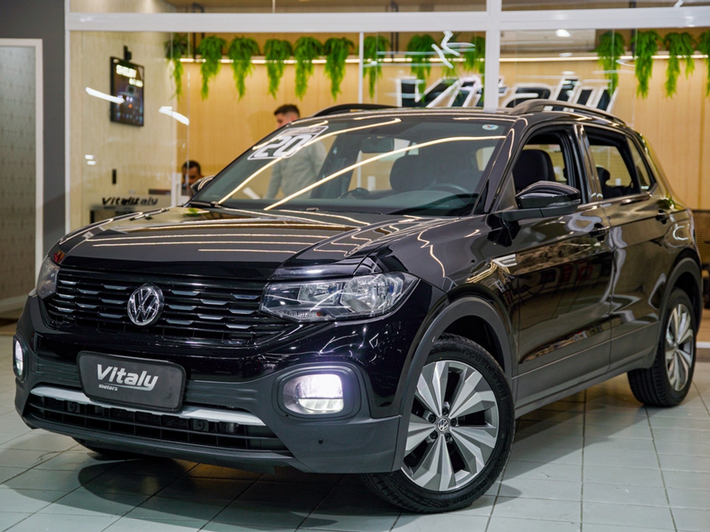 VOLKSWAGEN T-CROSS