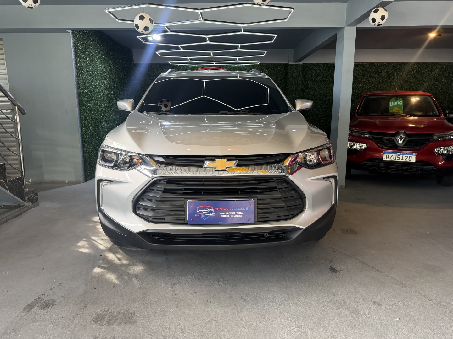 CHEVROLET TRACKER