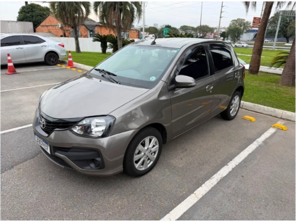 TOYOTA ETIOS