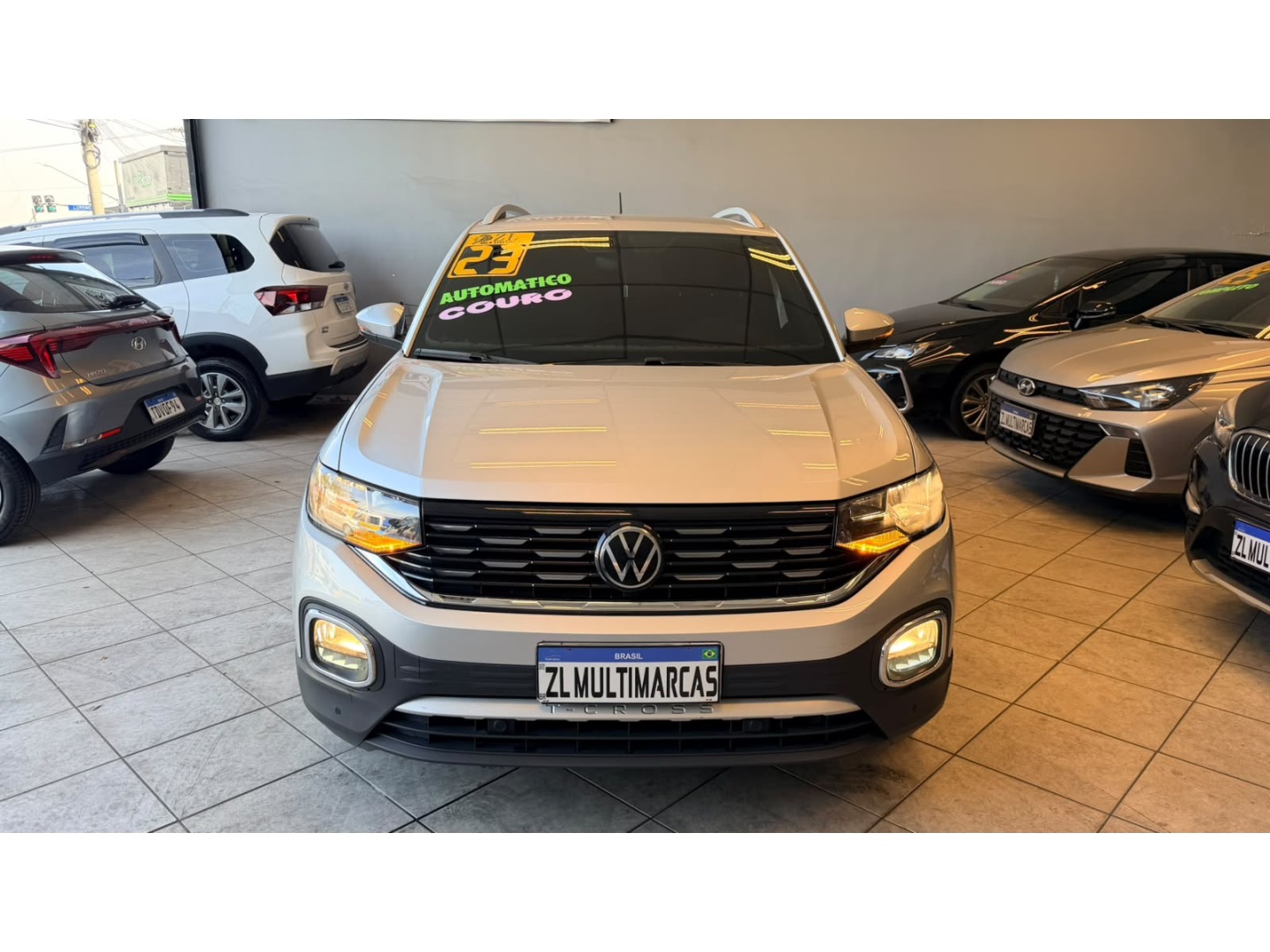 VOLKSWAGEN T-CROSS