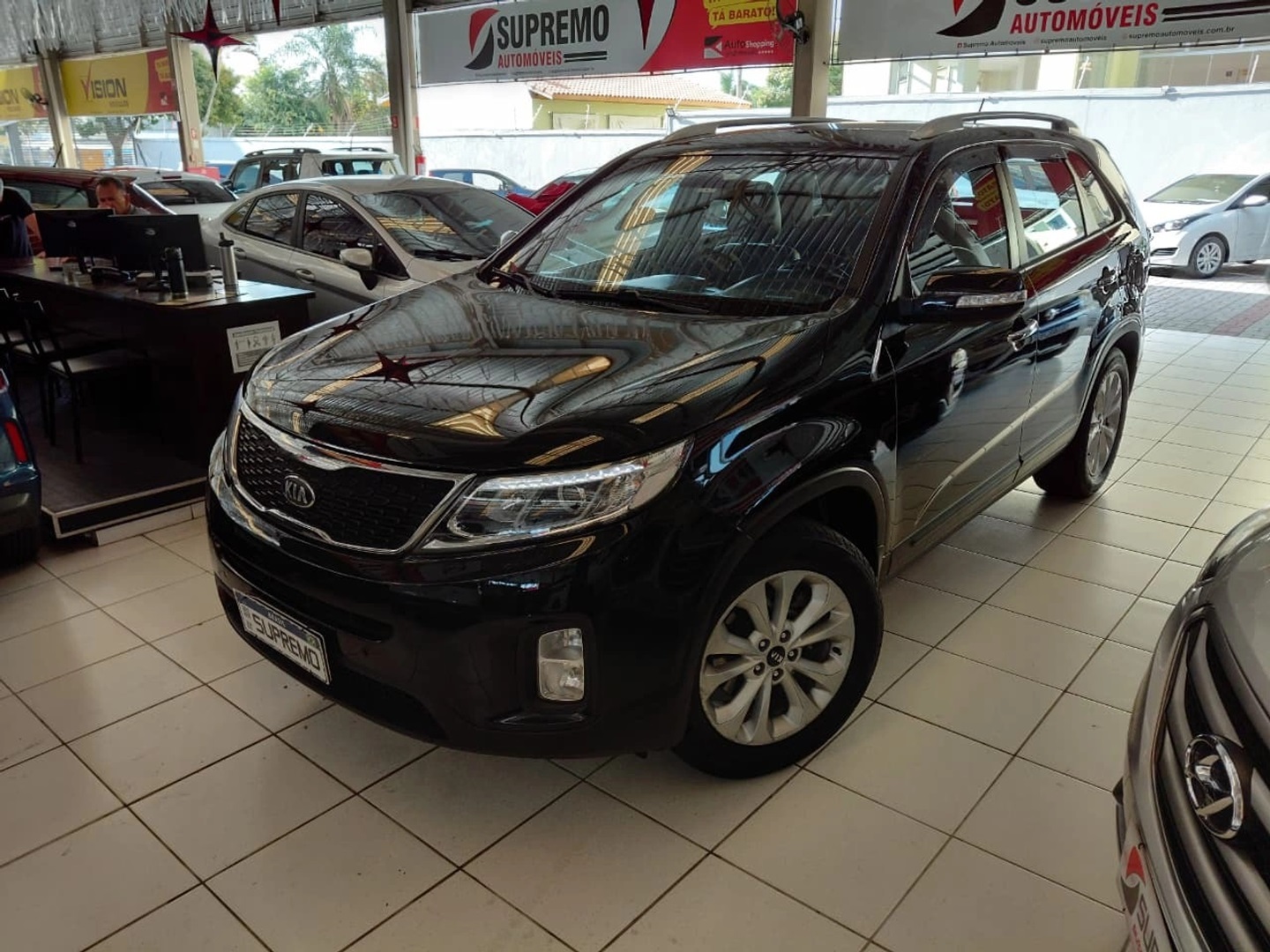 KIA SORENTO