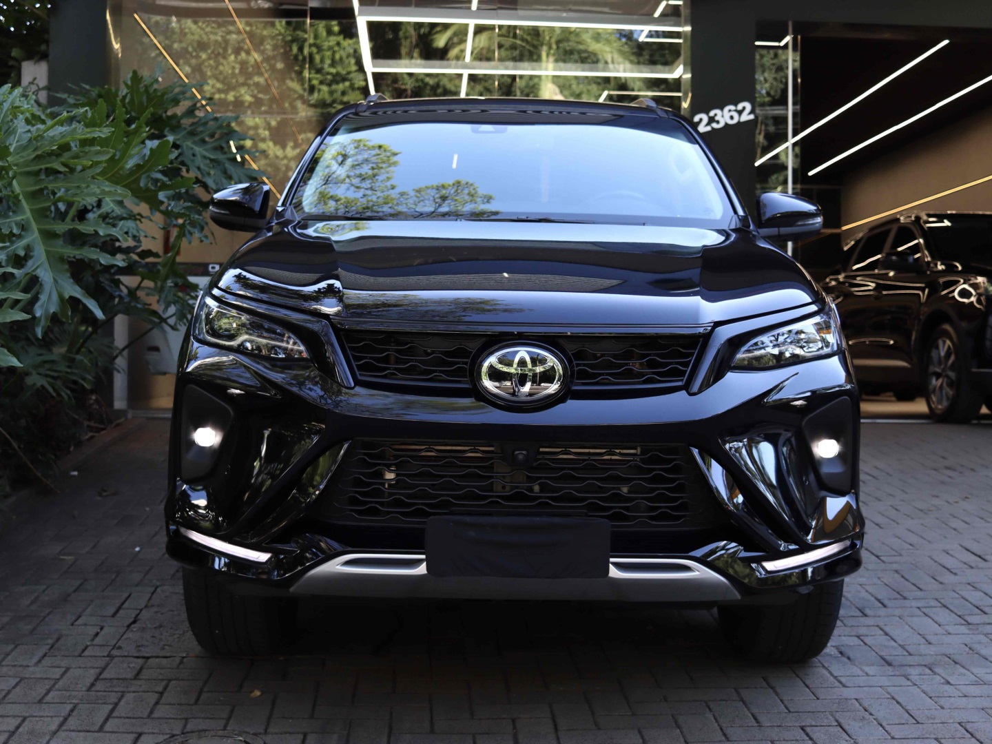 TOYOTA HILUX SW4
