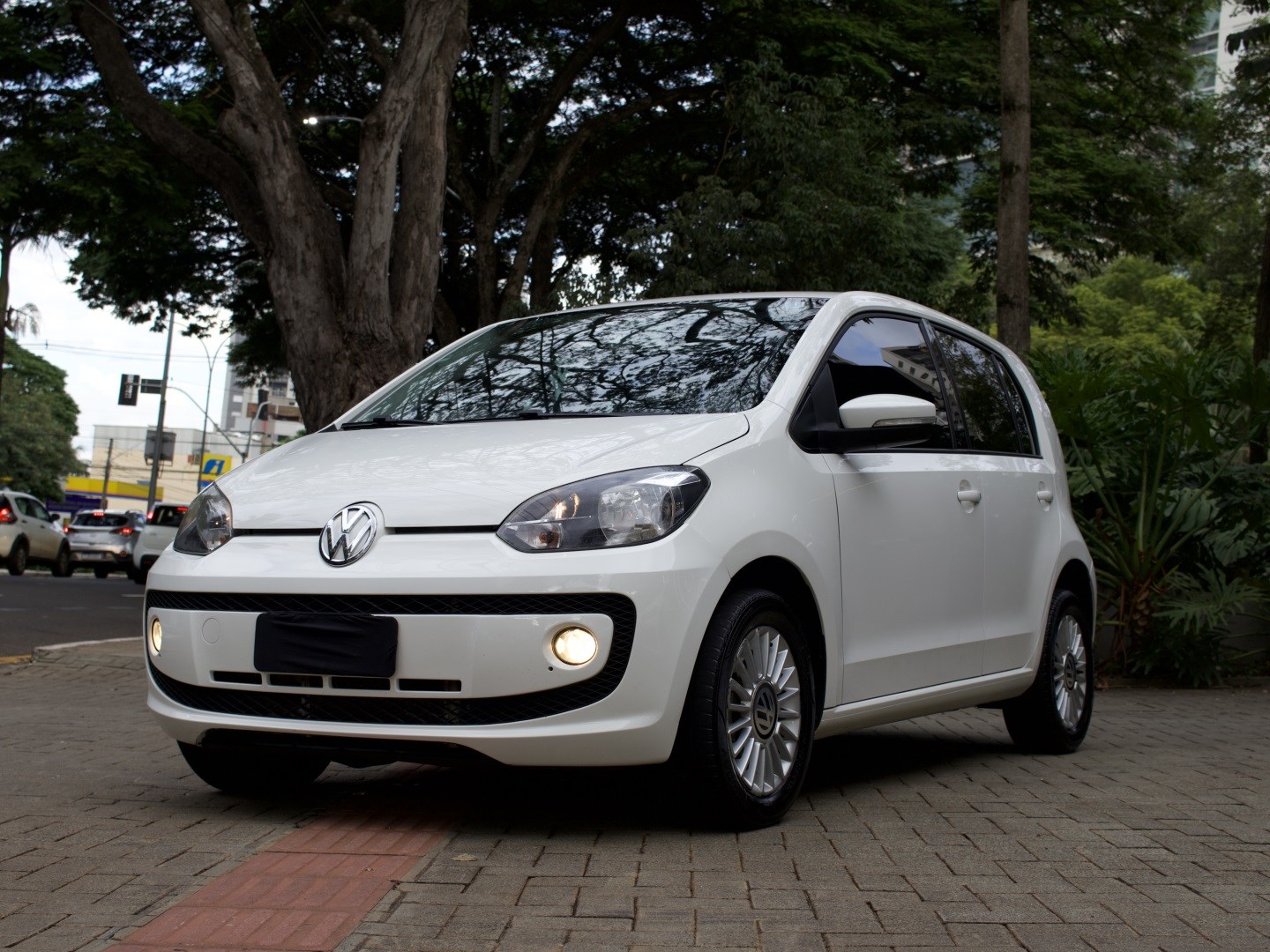 VOLKSWAGEN UP
