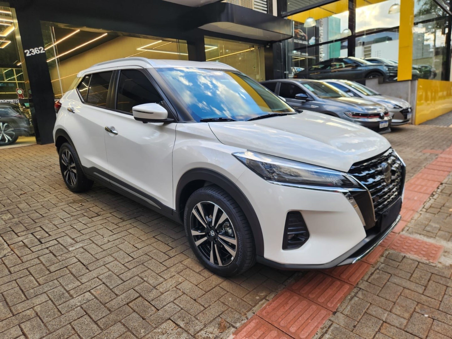 NISSAN KICKS