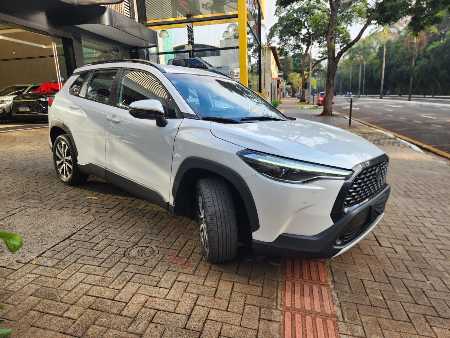 TOYOTA COROLLA CROSS