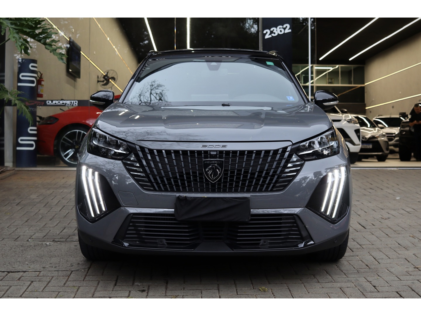PEUGEOT 2008
