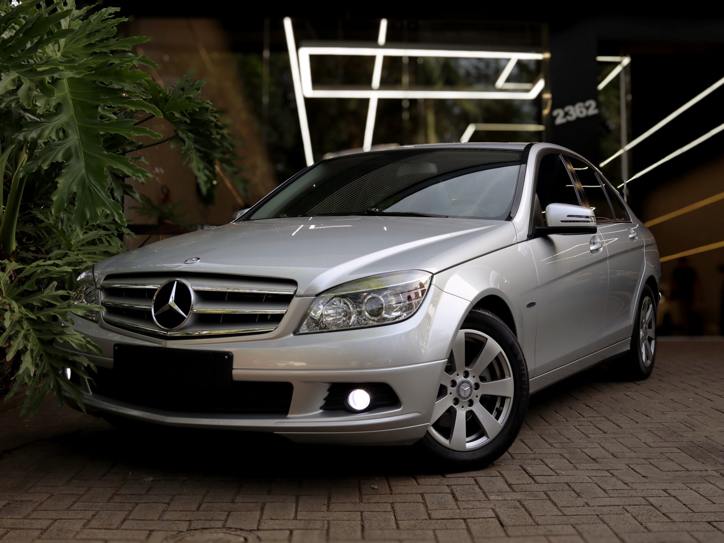 MERCEDES-BENZ C 180 K