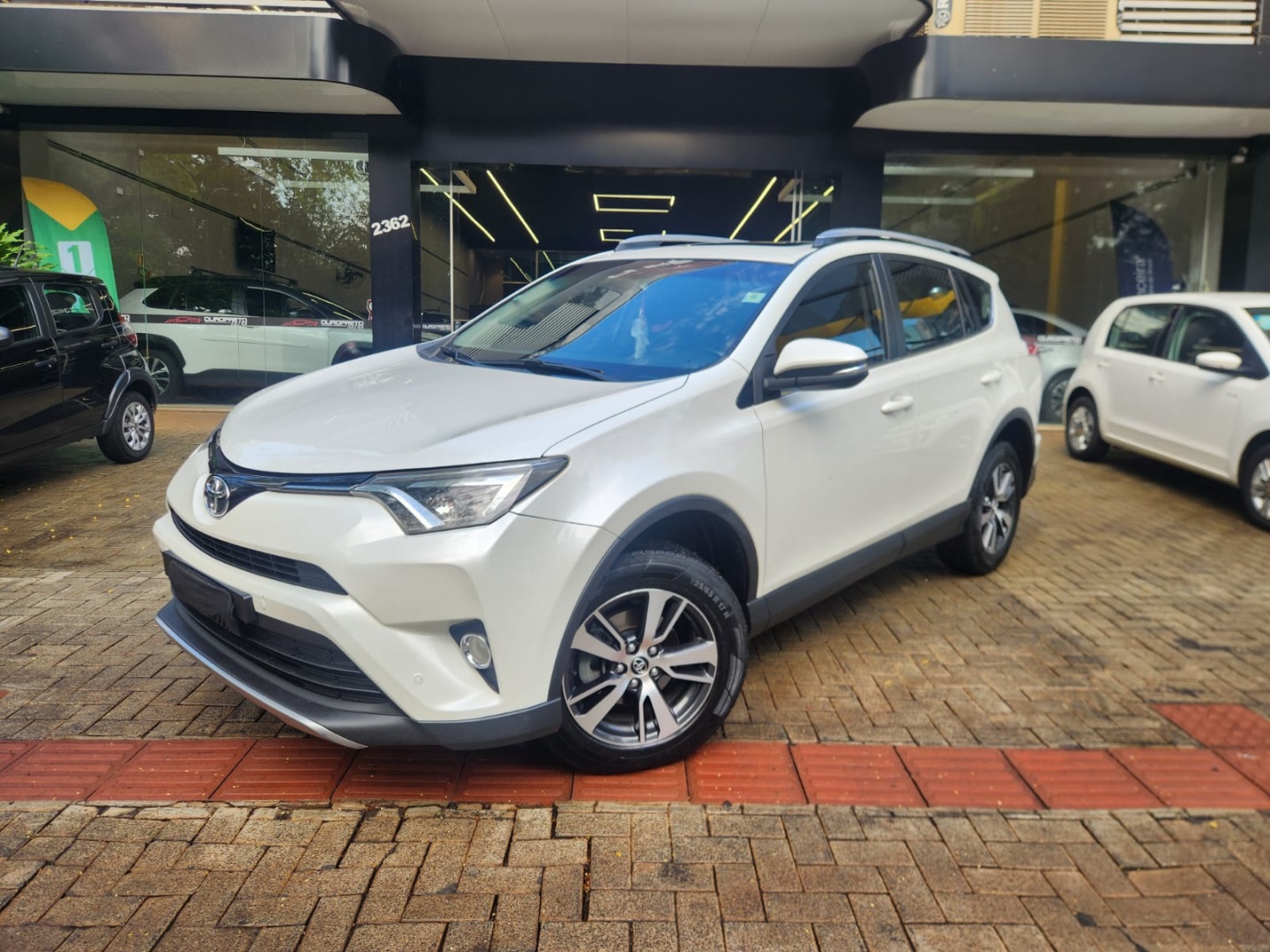 TOYOTA RAV4