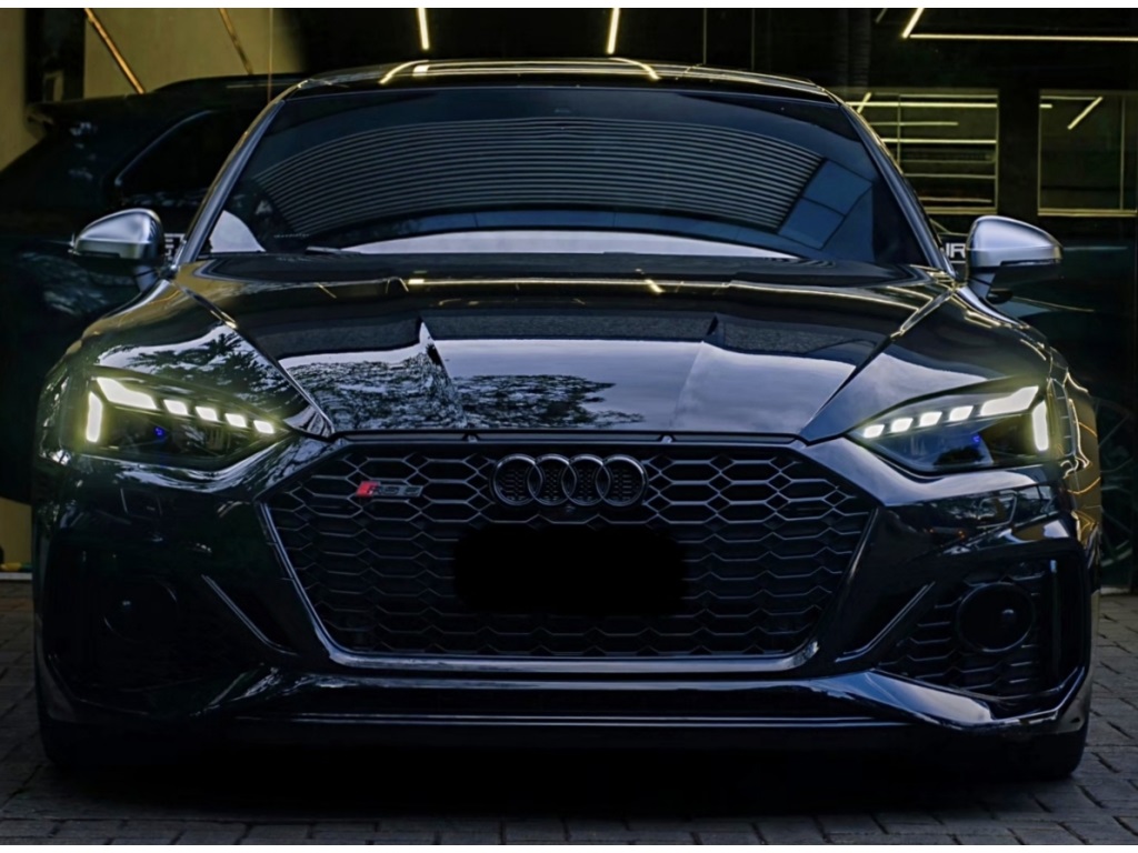 AUDI RS5