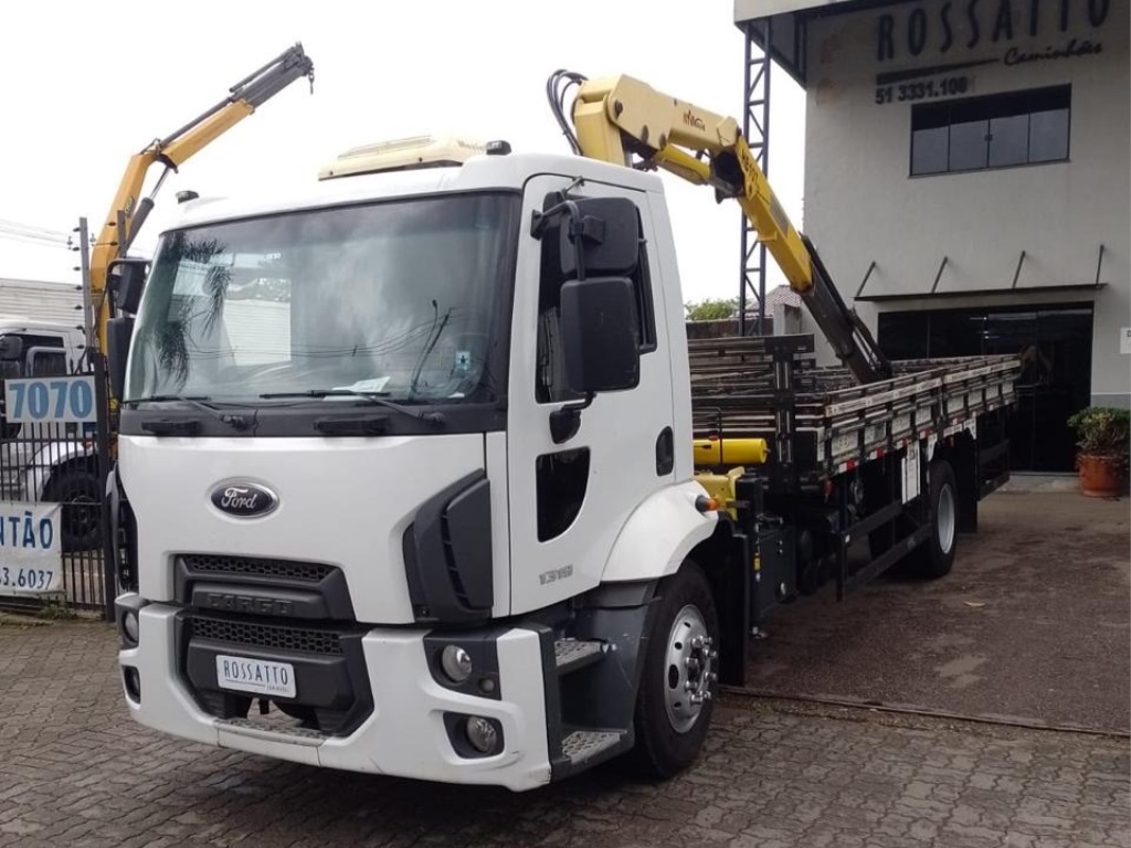 FORD CARGO 1319