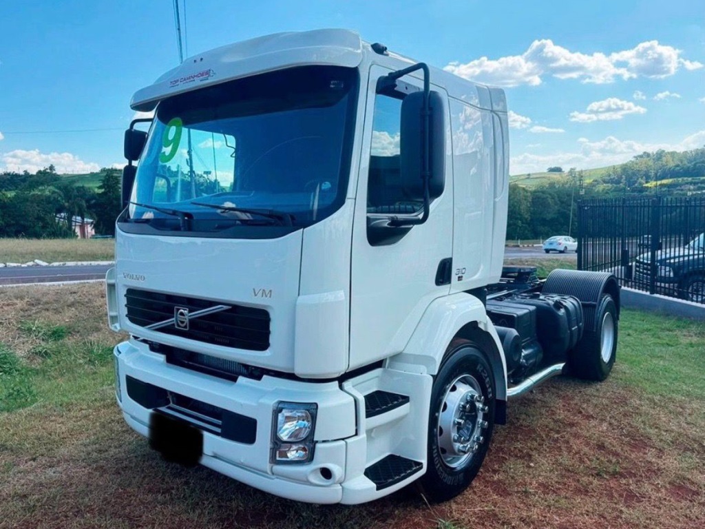 VOLVO VM 310