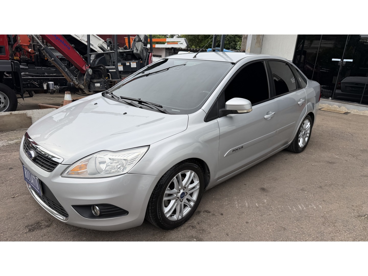 FORD FOCUS