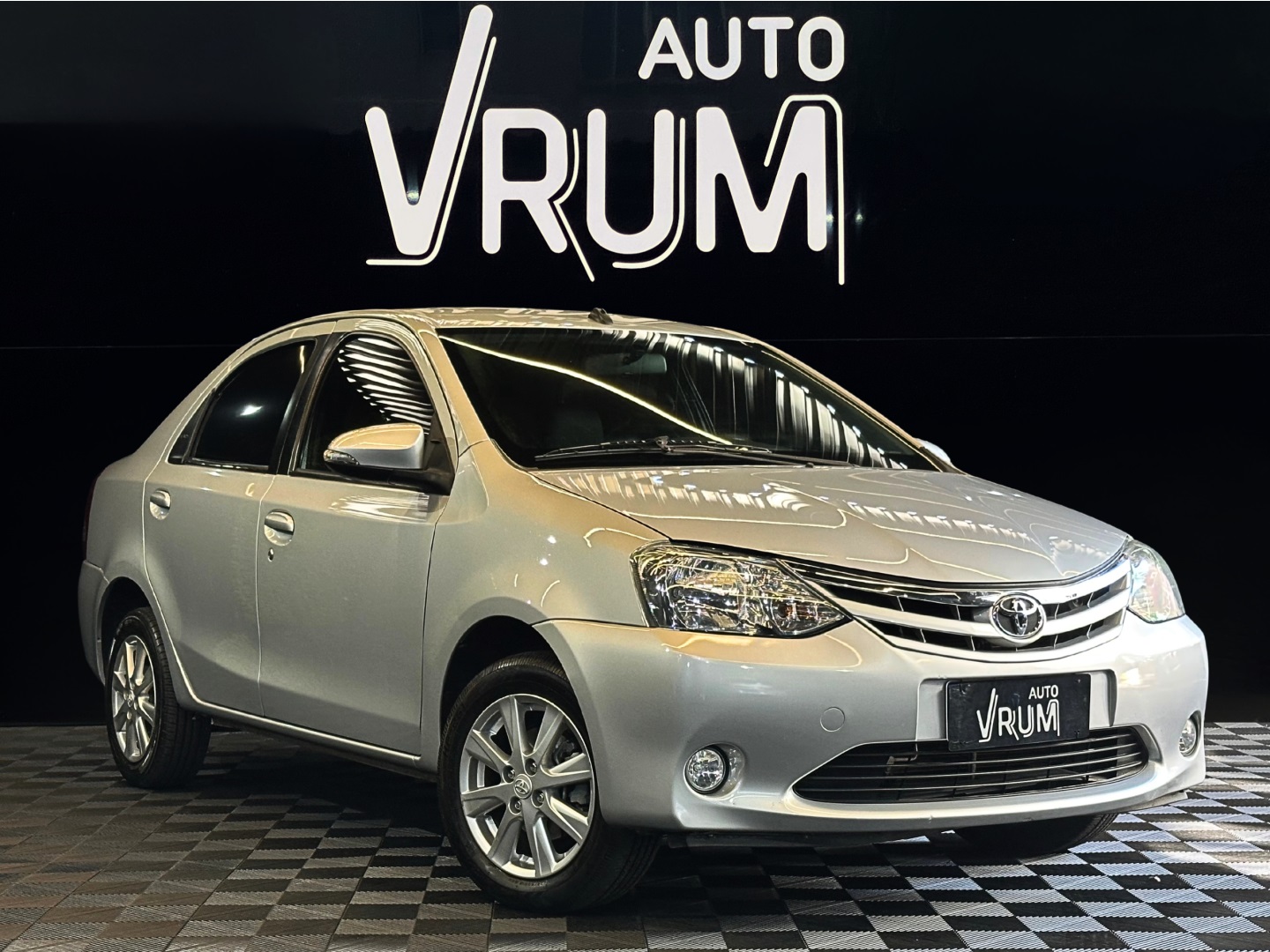 TOYOTA ETIOS