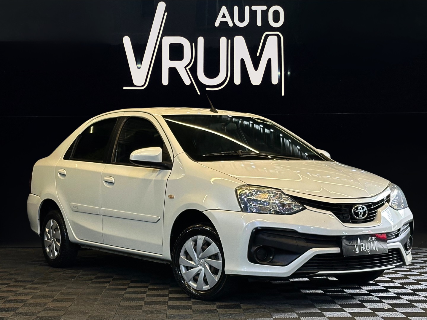 TOYOTA ETIOS
