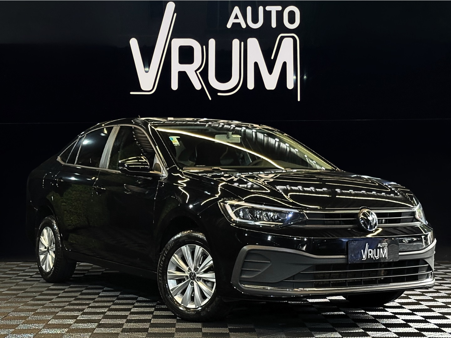 VOLKSWAGEN VIRTUS