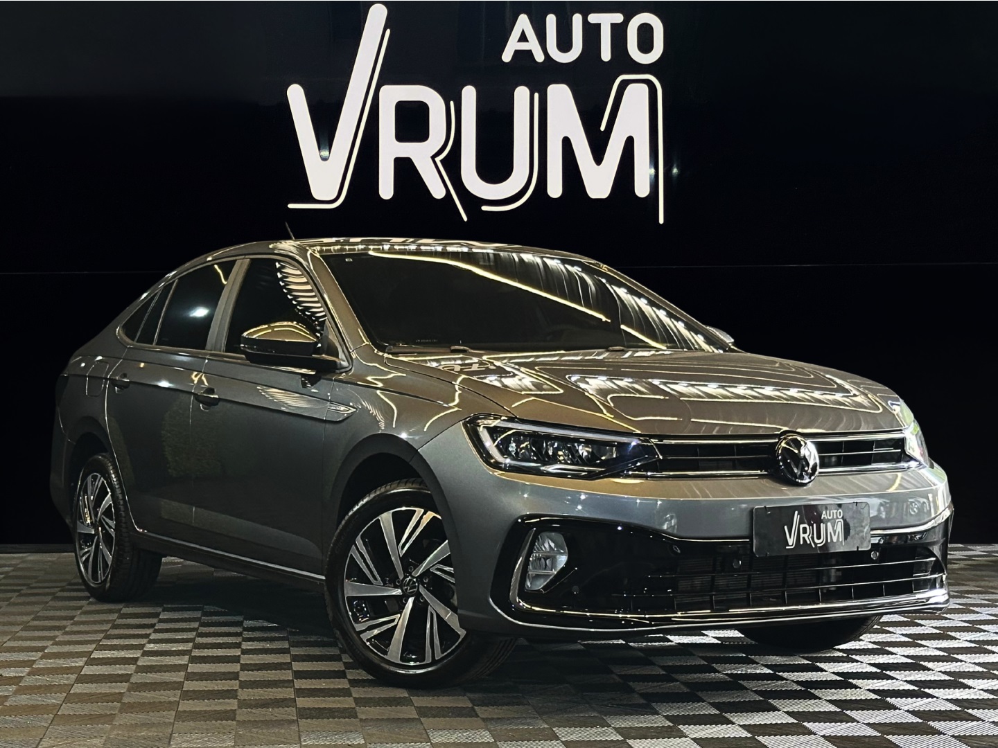 VOLKSWAGEN VIRTUS