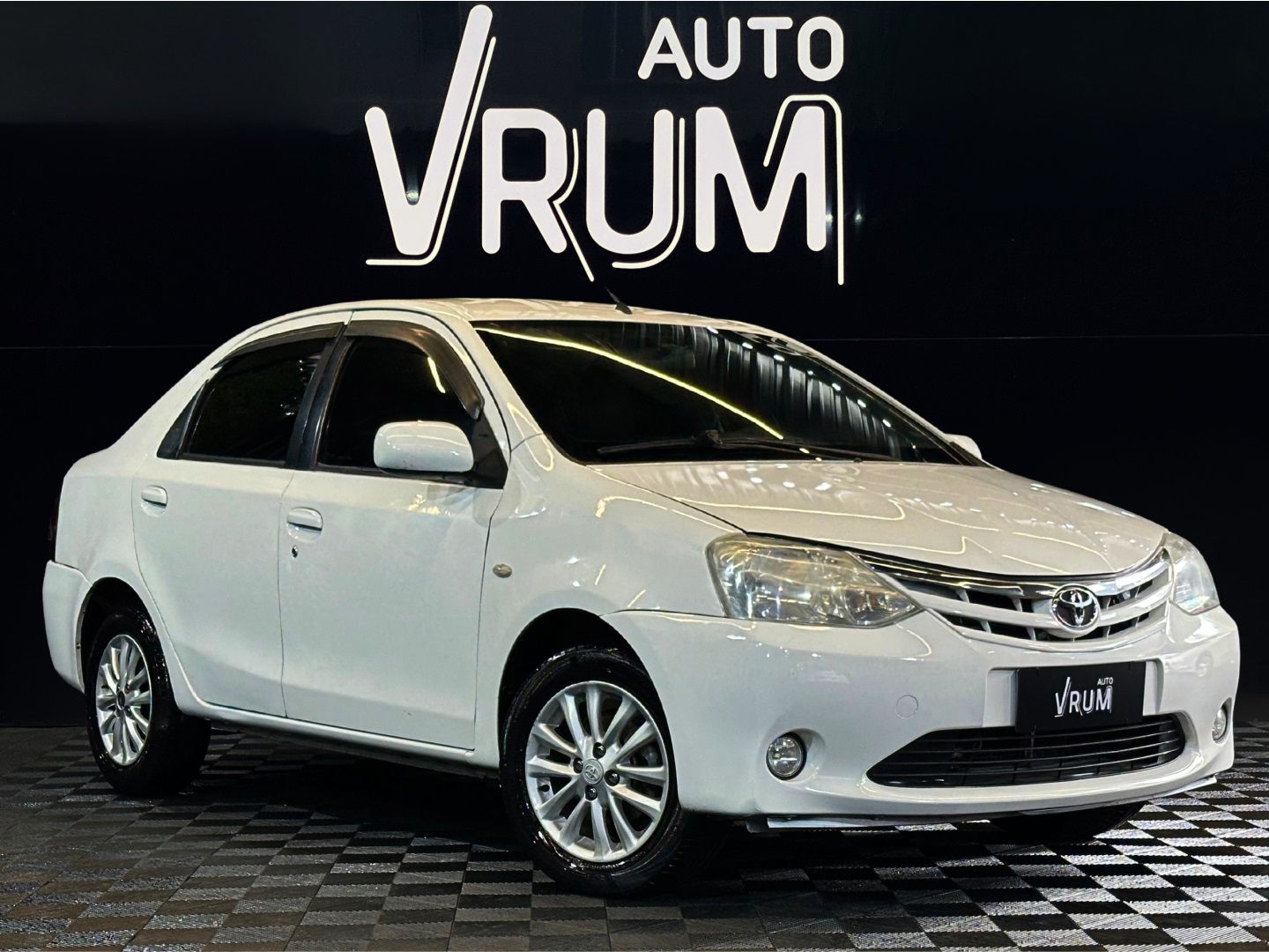 TOYOTA ETIOS