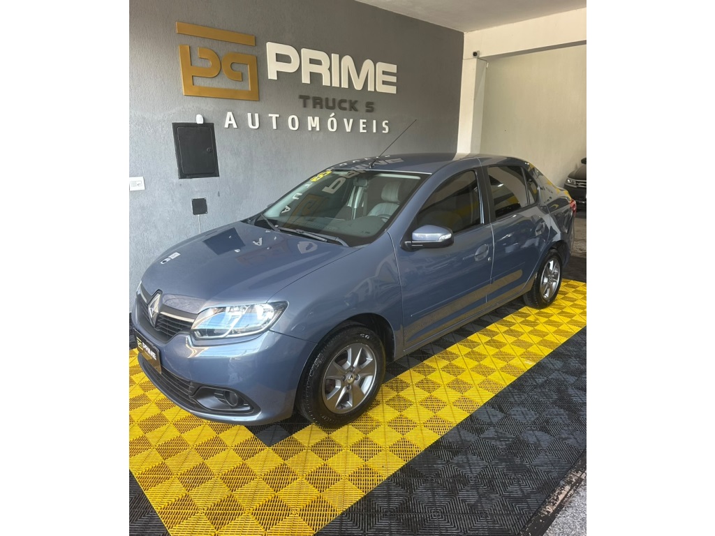 RENAULT LOGAN
