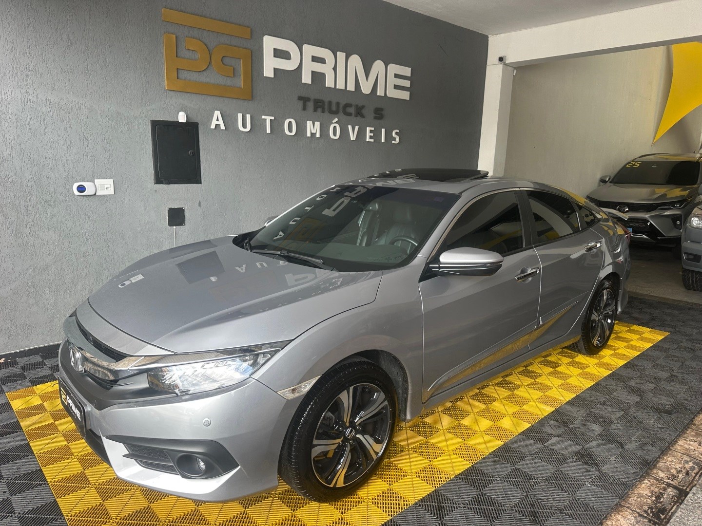 HONDA CIVIC 2018