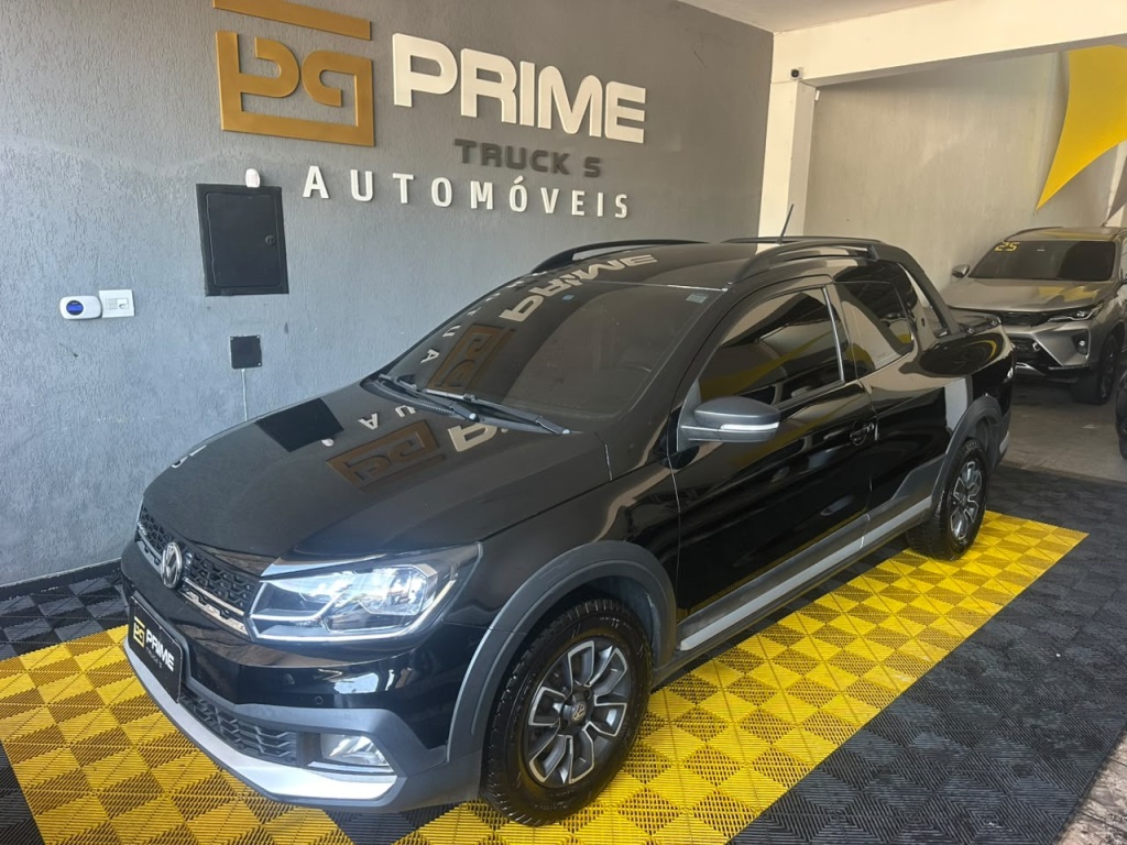 VOLKSWAGEN SAVEIRO 2022 — foto principal