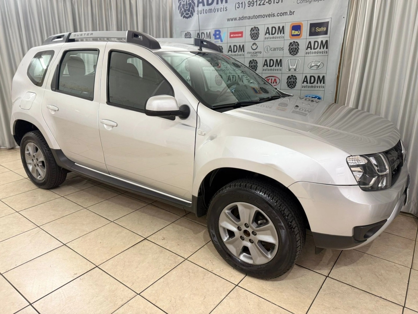 RENAULT DUSTER