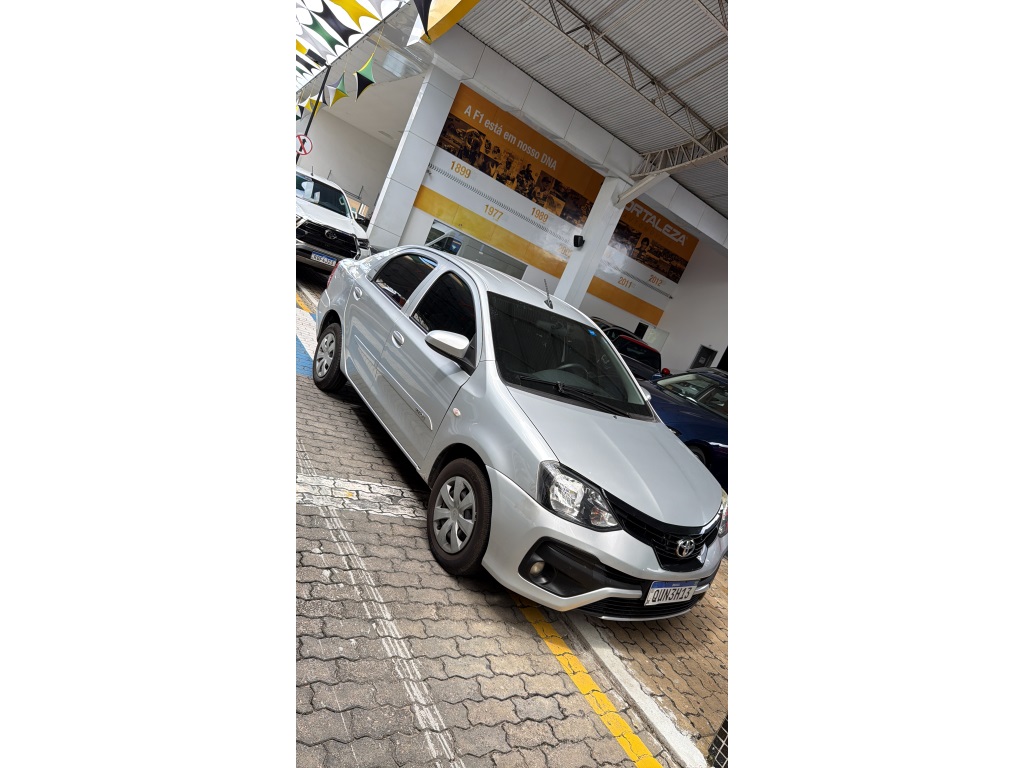 TOYOTA ETIOS