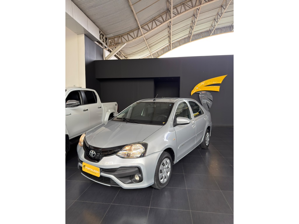 TOYOTA ETIOS