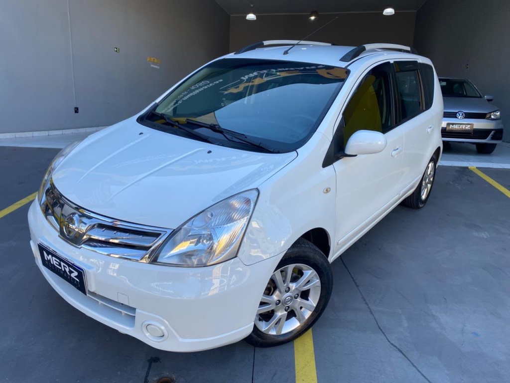 NISSAN LIVINA