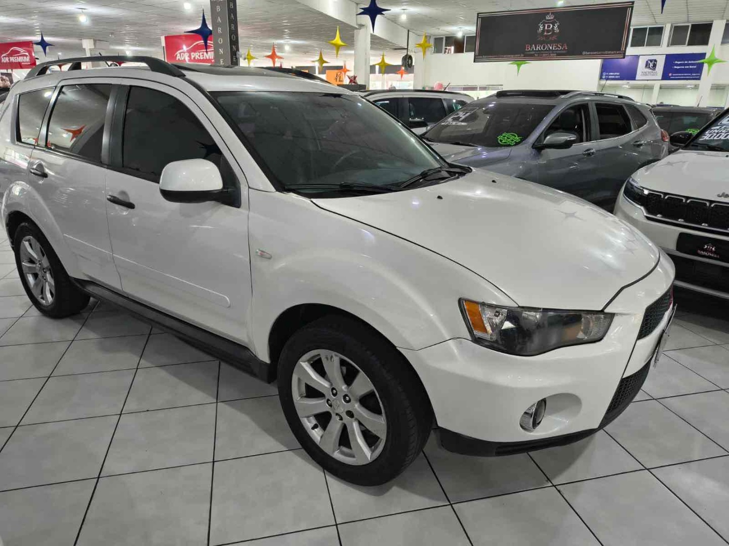 MITSUBISHI OUTLANDER