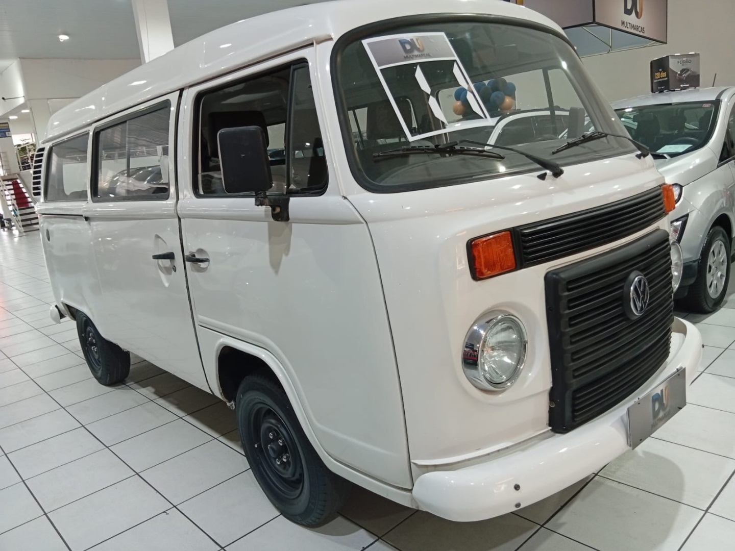 VOLKSWAGEN KOMBI