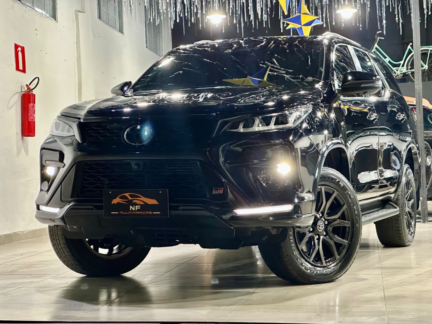 TOYOTA HILUX SW4