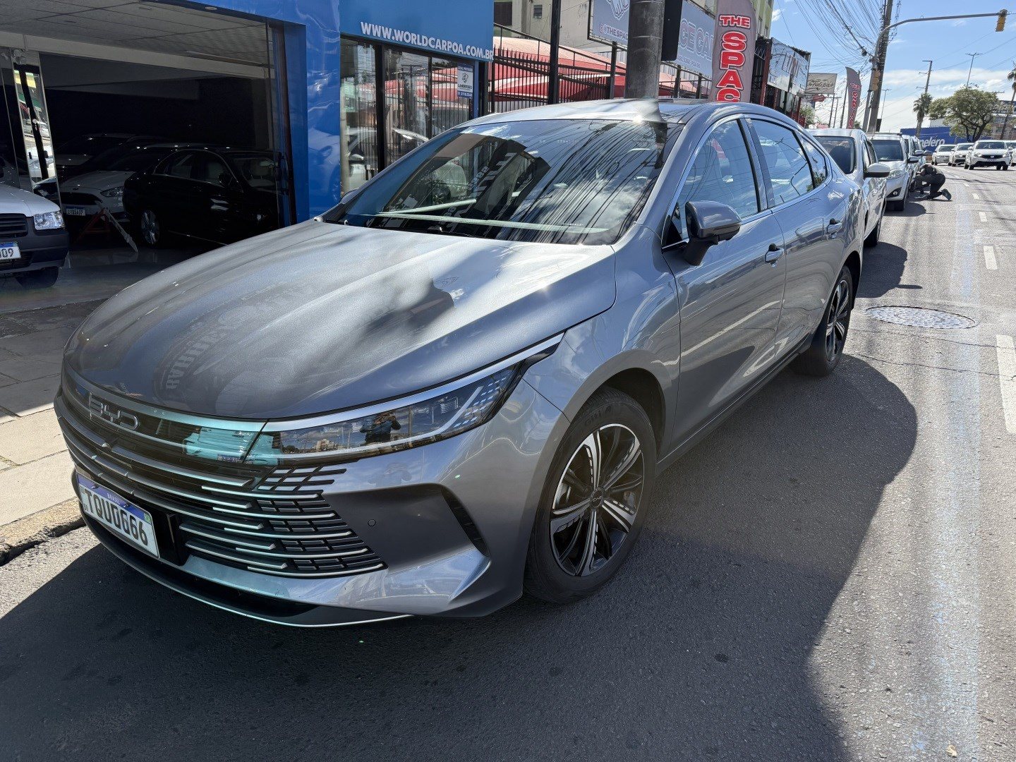 BYD KING