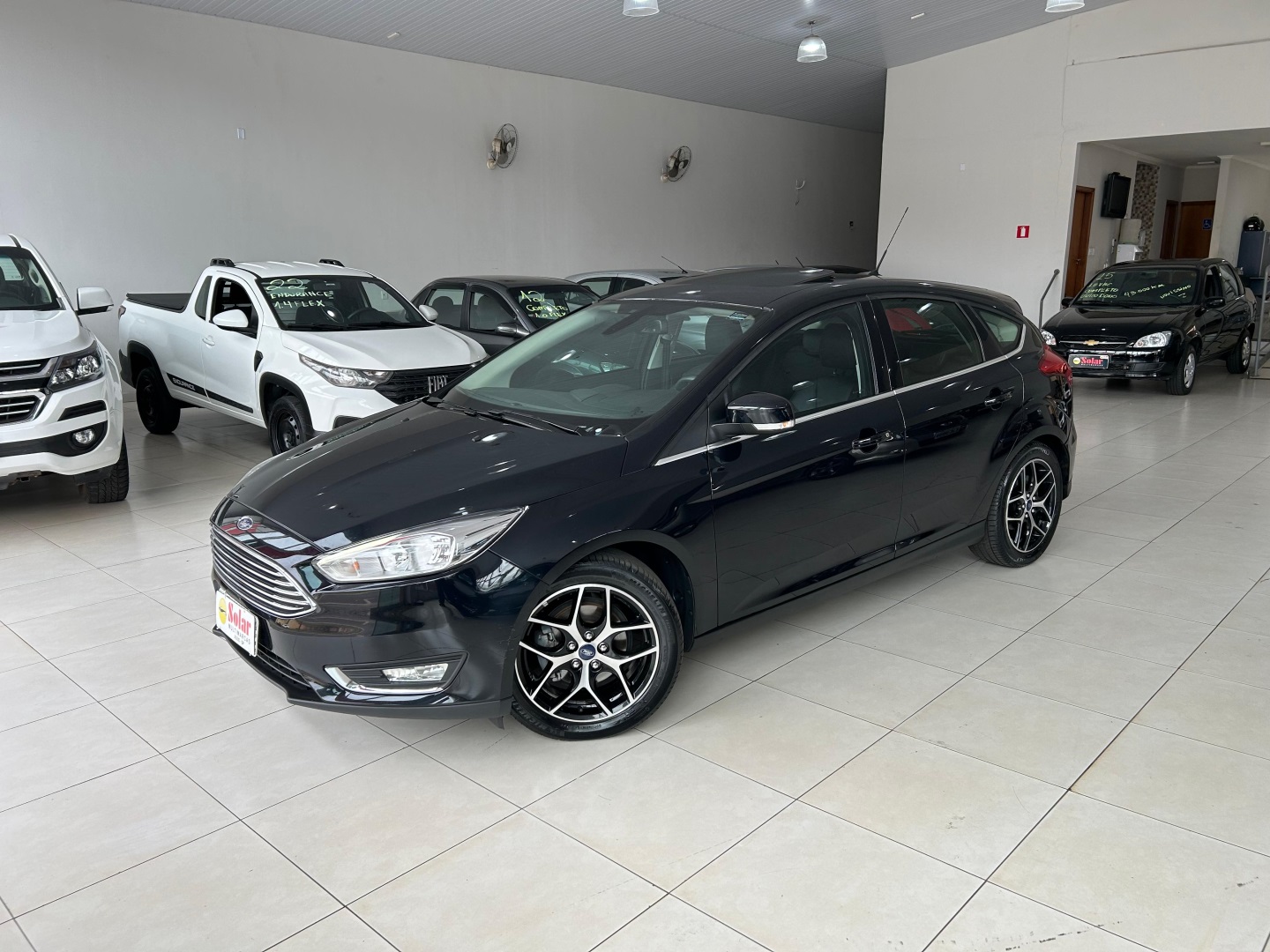 FORD FOCUS
